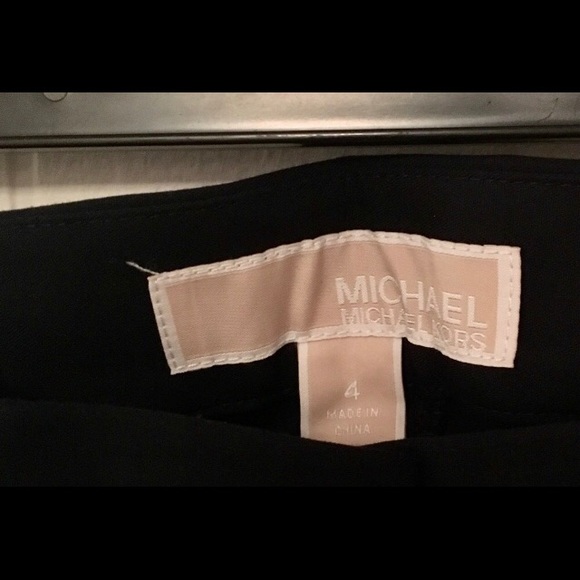 Michael Kors navy crop pants -size 4 - Picture 3 of 5